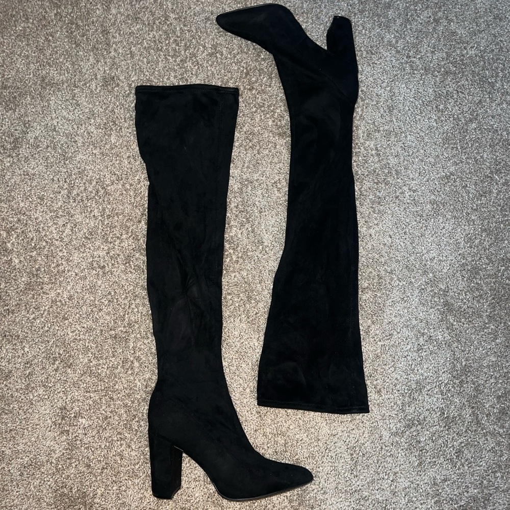 Knee-high boot heels